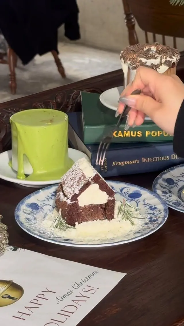 こんばんはAIMAIです🎄