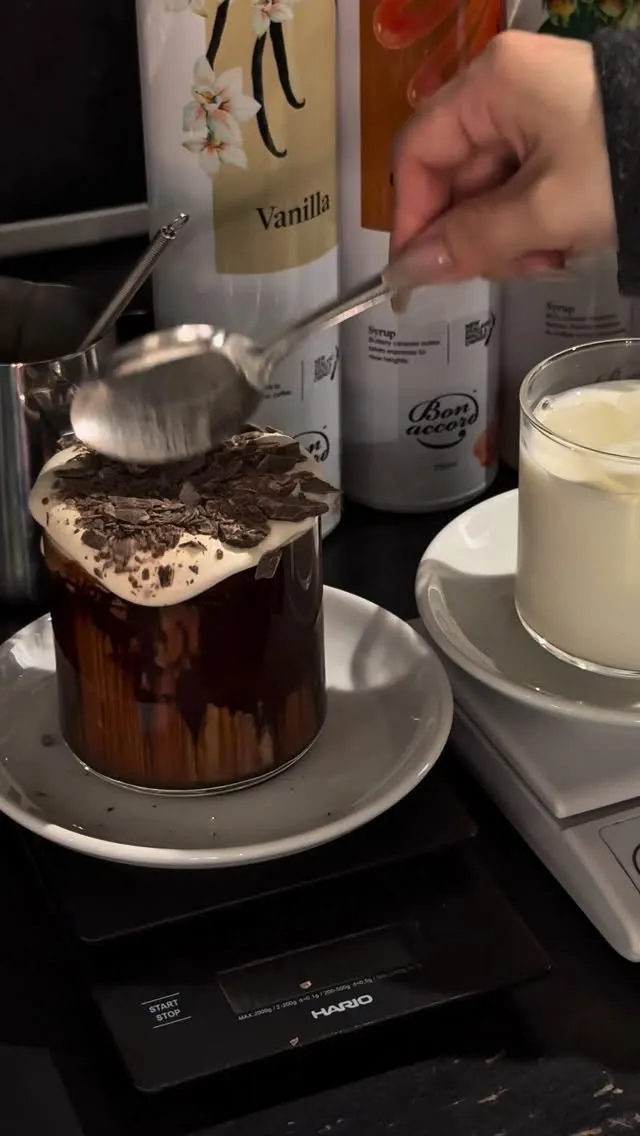 こんばんは AIMAIです