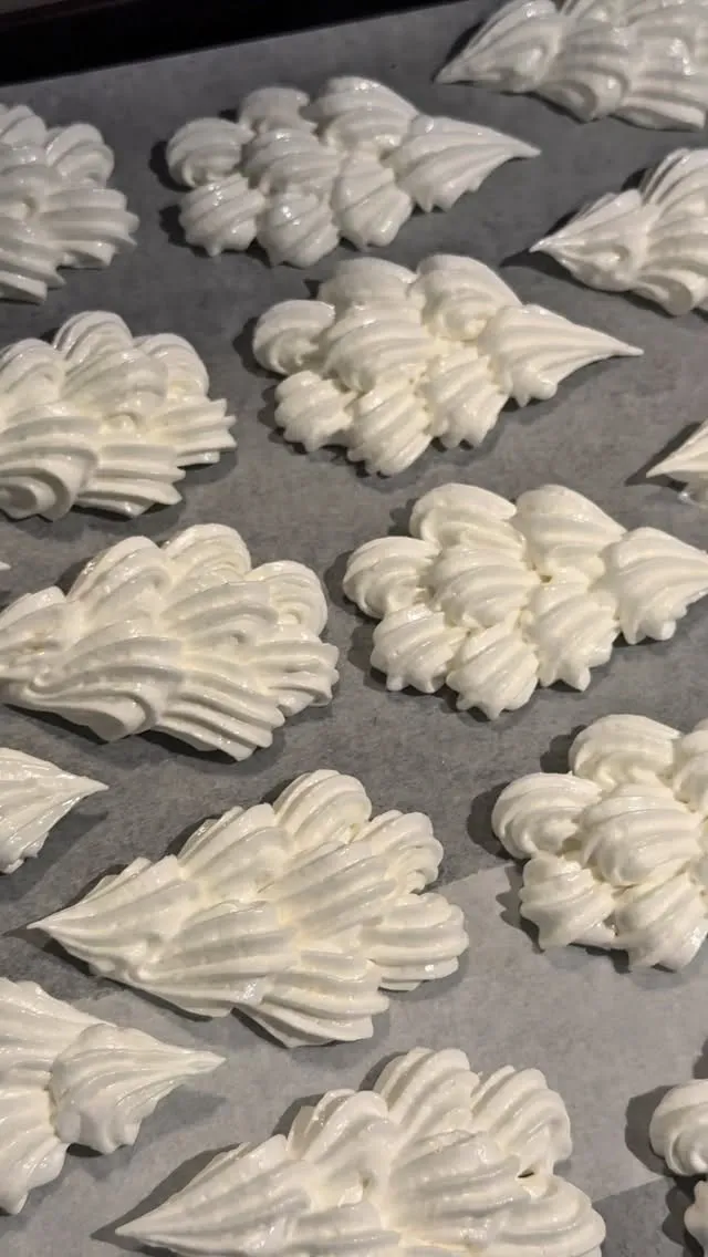 こんばんは AIMAIです🦢